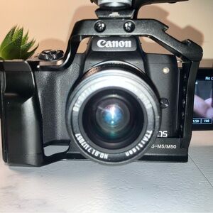 Canon m50 kit